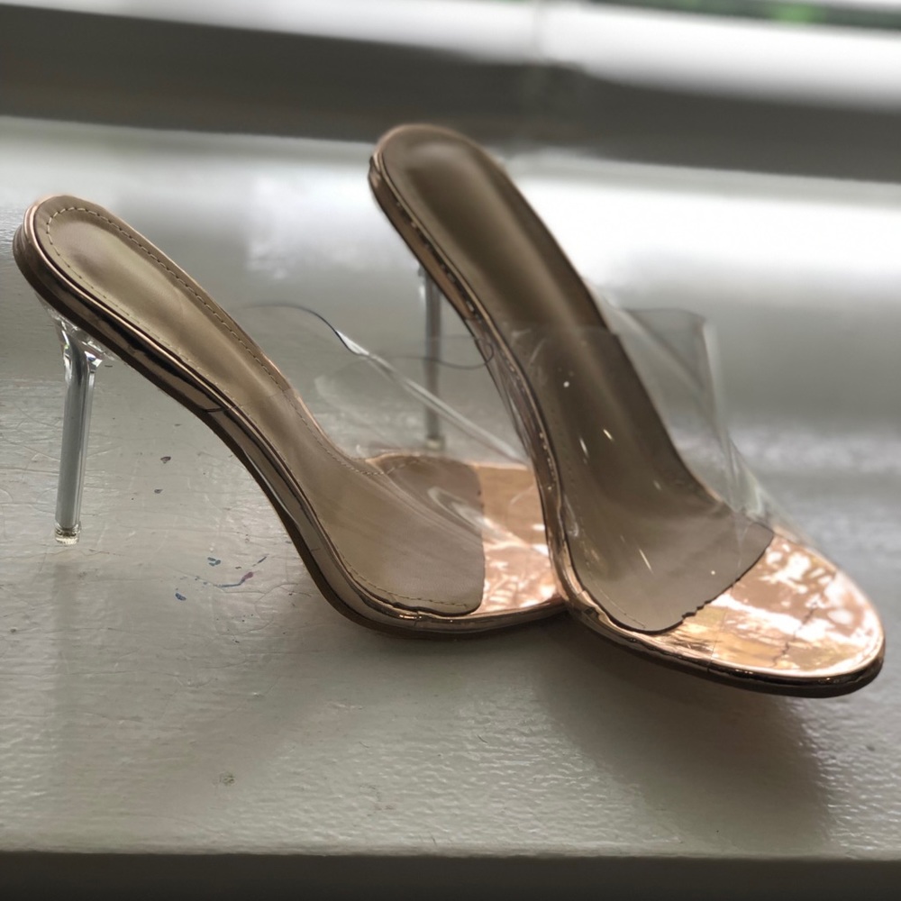 Women’s clear heels